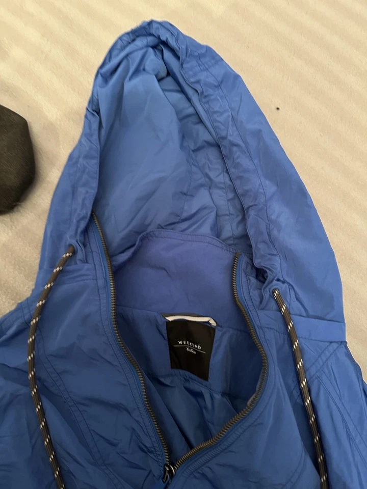 Max Mara Weekend MMW Olimpia raincoat Jkt Ld33, cornflower blue, size 8(XS) - Image 3 of 4