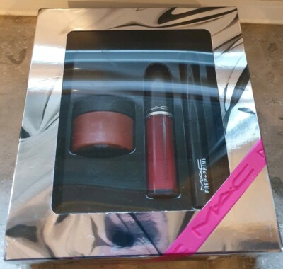 MAC Shiny Pretty Things Sweet Scrub Set Brown Sugar /Dance with Me 