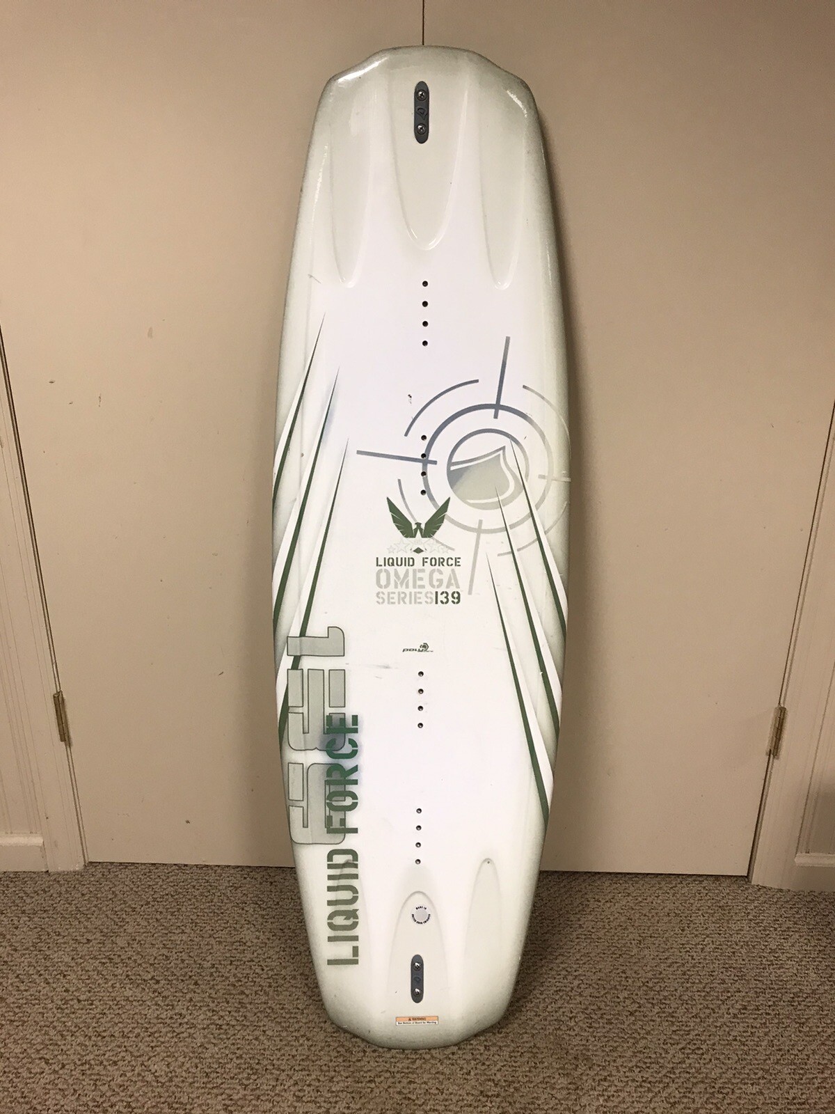Liquid Force OMEGA SERIES 139 Wakeboard USED eBay