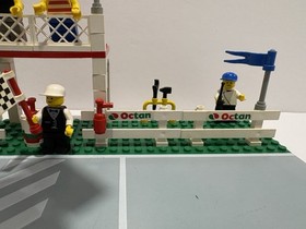 Lego 6551 Checkered Flag 500, Classic Town 1992, With Instructions