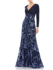$598 SZ 10 Mac Duggal V-Neck Long Sleeve Embellished Applique Gown Navy 67871