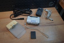 i Olympus IR-500 4MP Digital Camera Tested W/ Battery, Charger Dock Memory