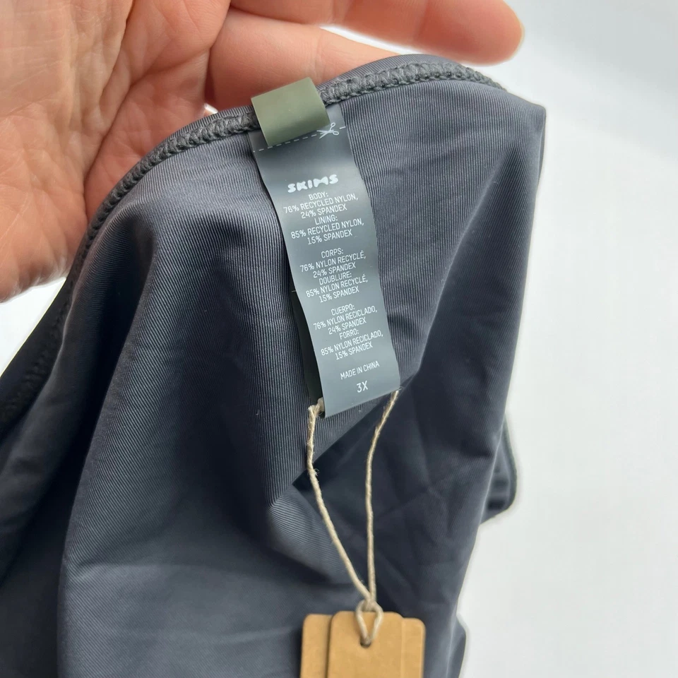 Monokini SKIMS Recortado Natación Una Pieza Espalda Corredora Pierna Corte Alto Gunmetal 3X Foto 3 de 4