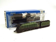 Dapol 2S-008-010 LNER A4 'Golden Eagle' 4482 Apple Green (N Scale) Boxed