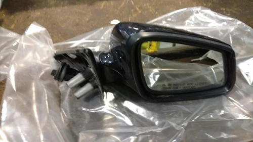 OEM Side View Door Mirror For Bmw 750I Right Blk-Txt Blu-Cvr Pwr Cvr Scratches