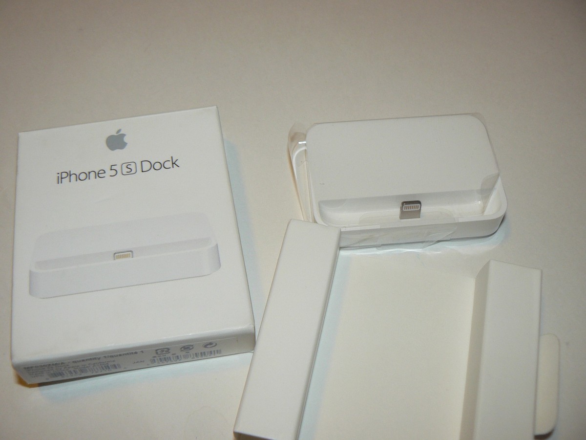 iPhone 5S Dock Model A1505 MF030ZM/A | eBay iPhone 5S Dock Model A1505 MF030ZM/A | eBay