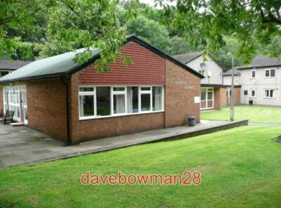 FOTO ELPHIN COURT CRAGG ROAD MYTHOLMROYD DIES SCHEINT EIN GEMEINSCHAFTSRAUM FÜR