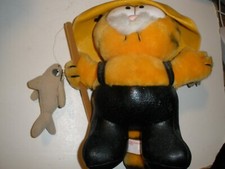 Vintage Plush 10" Garfield Fisherman Fishing Mustache Hat 1981 Fishing Pole DR 
