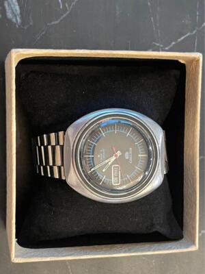 Seiko 5 Sports 21 Jewels Black and Blue Dial Day Date Automatic