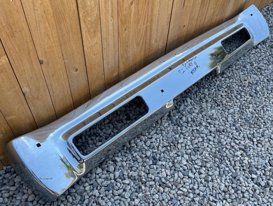 X PLYMOUTH FURY II 全新三层镀铬后背冲击泵 1972 72 原始设备制造商 — 第 3/4 张图片