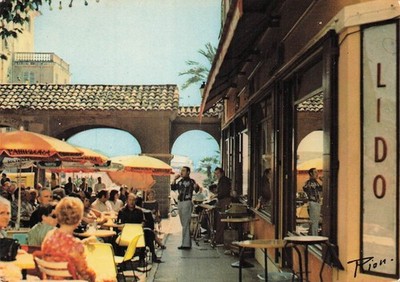 06, chin le bar tobacco le Lido sur la place aux herbs 6952 