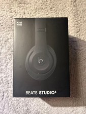 BEATS STUDIO 3 wireless headphones