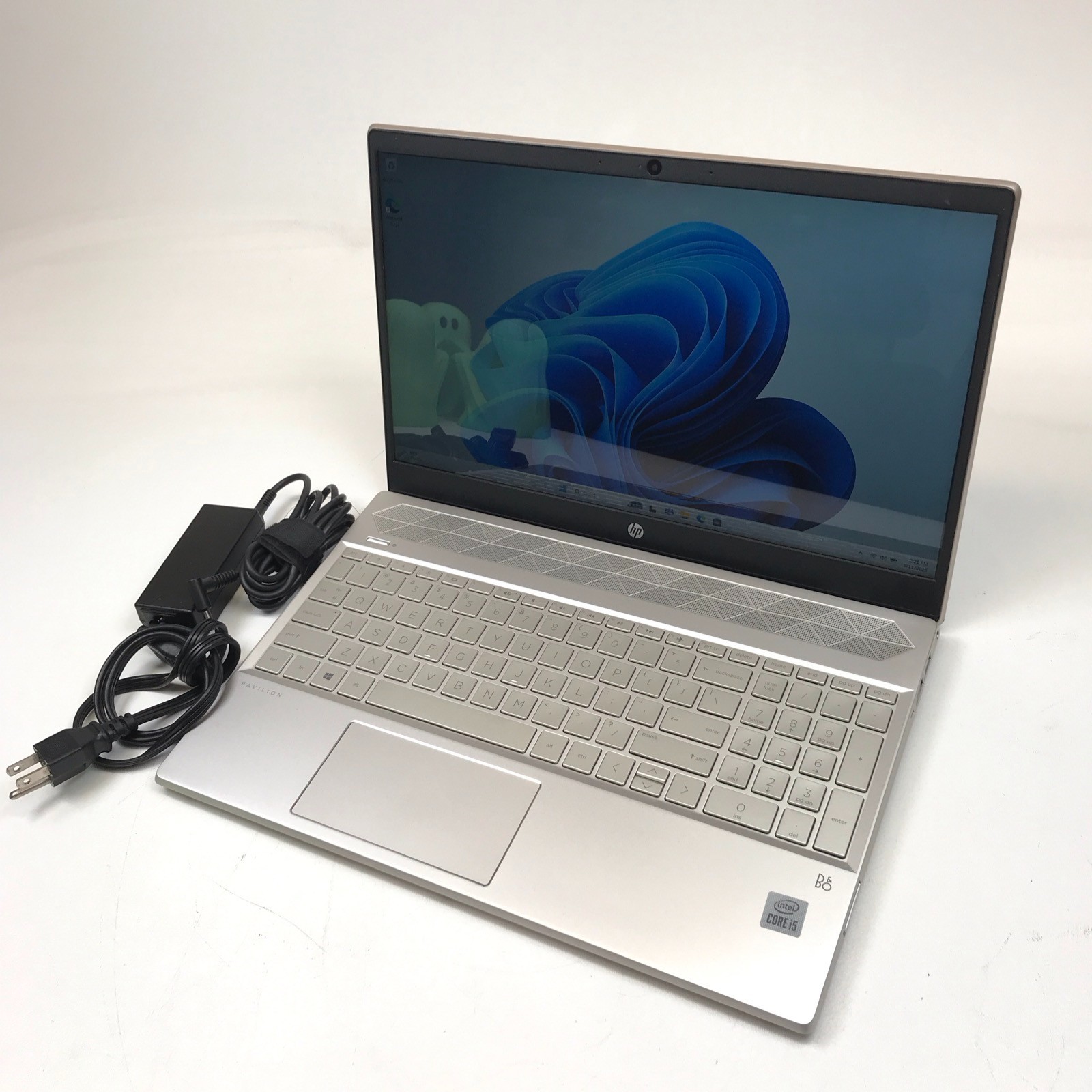 HP Pavilion Laptop 15-cs3xxx Intel i5-1035G1 12GB RAM 512 GB