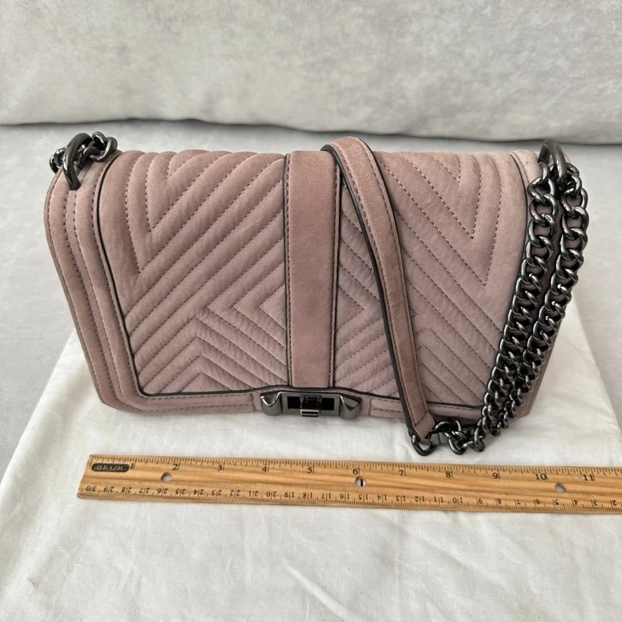 Bolso Bandolera Rebecca Minkoff Chevron Acolchado Gamuza Malva Solapa Twist Lock EX Foto 3 de 4