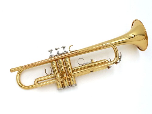 YAMAHA Bb Trumpet YTR-2330, Lacquer Finish, Made in Japan [D11340]