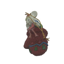 Lustre Fame 1992 Mouse In Mitten Christmas Ornament