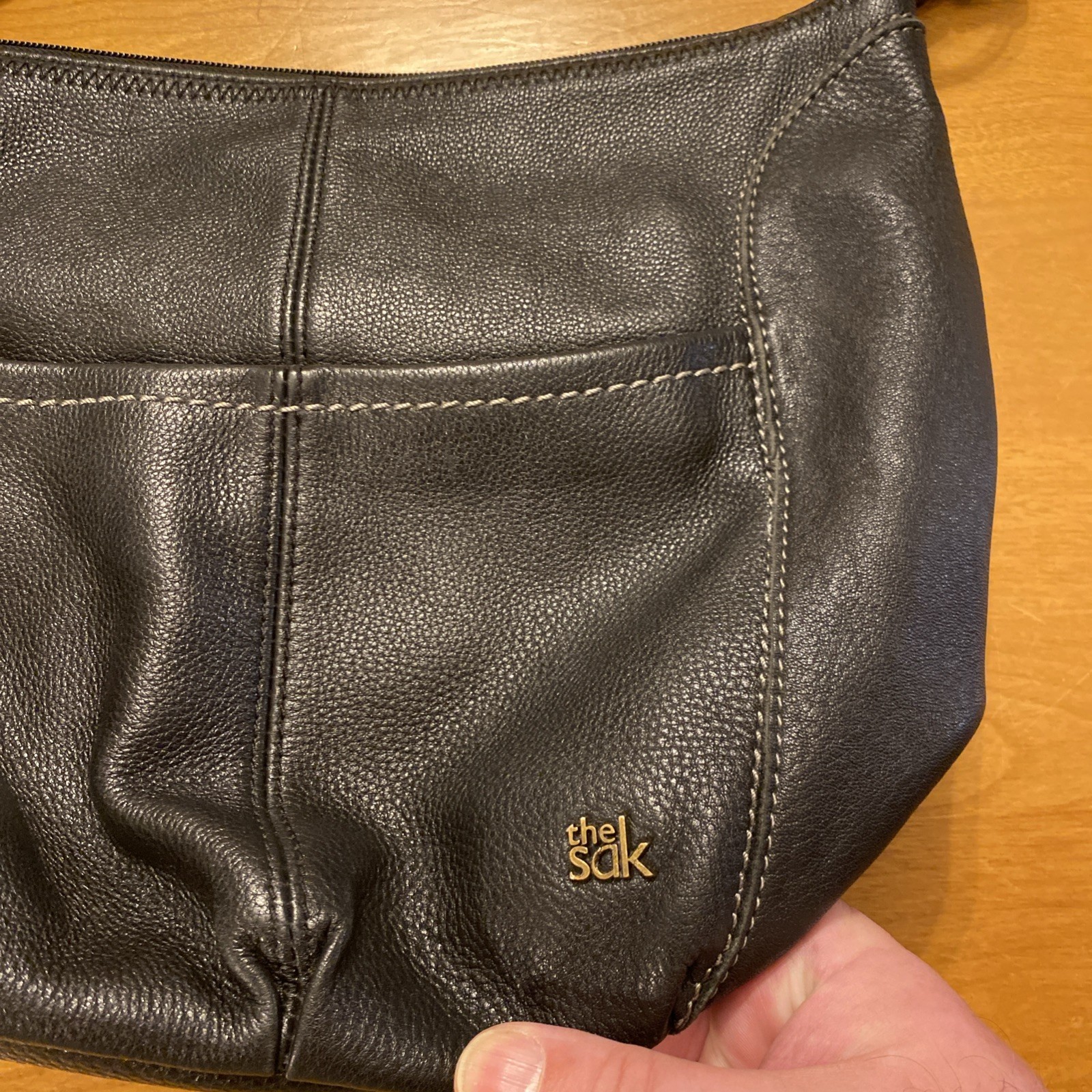 The Sak Black Pebbled Leather Hobo Shoulder Bag Zip 13