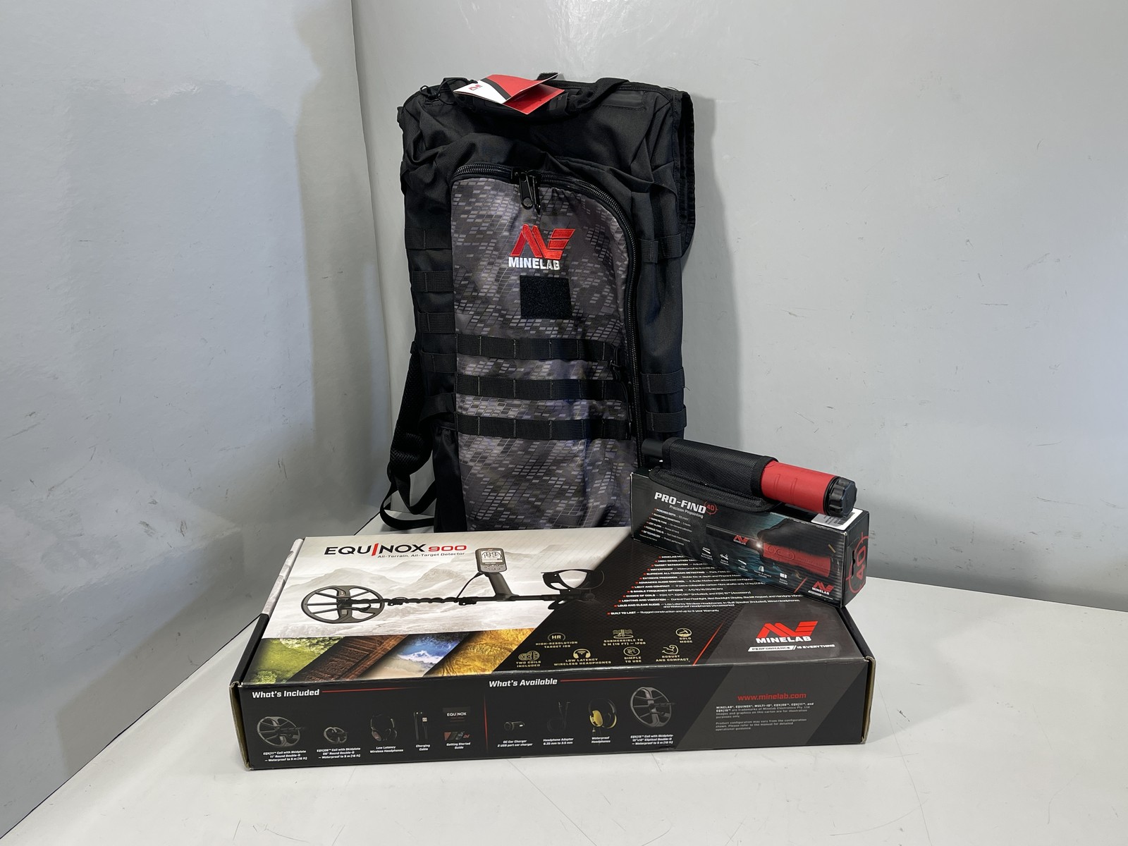 Minelab Kit - Metal Detector All-Target, Pin-Pointer, and Backpack Storage