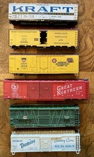 Lot of Vintage HO Train Box Cars