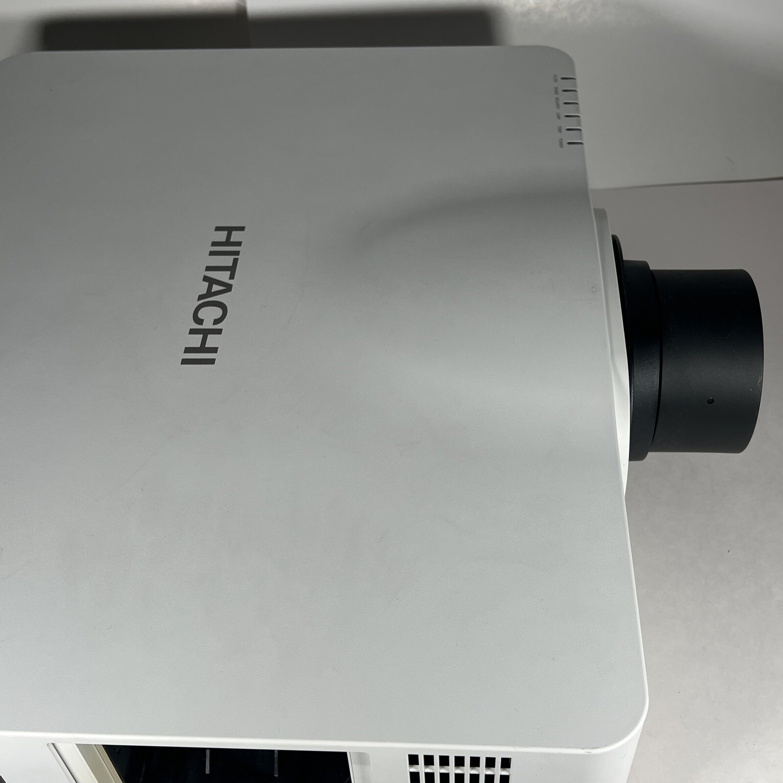 *NO LAMP NO COVER* Hitachi CPWX8255A Projector 1280 x 800 TESTED eBay