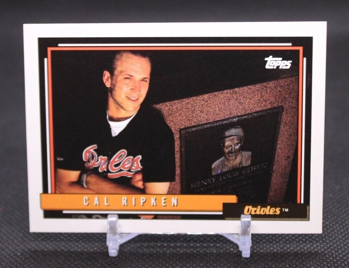 1992 Topps CAL RIPKEN JR #40 Baltimore Orioles
