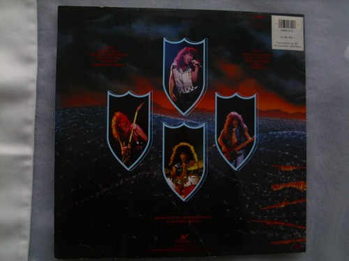 LP ARMORED SAINT - RAISING FEAR GEBRAUCHT - Bild 2 von 6