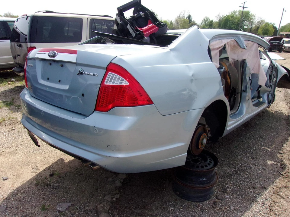 Buje de rueda trasero usado se adapta a: Ford Fusion 2010 frenos de disco traseros ABS tracción trasera grado A Foto 3 de 4