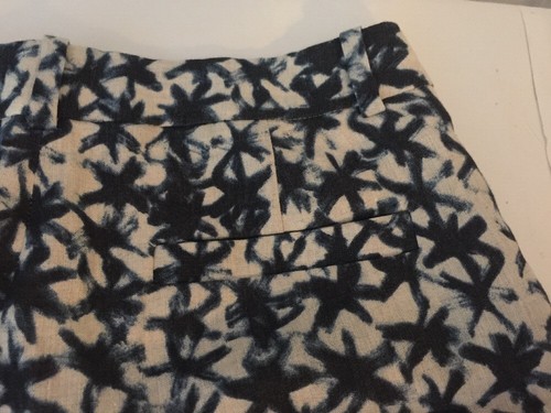 J.Crew Navy Ivory Starfish Cinema Print Linen Shorts Women’s Size 4 - Picture 6 of 7