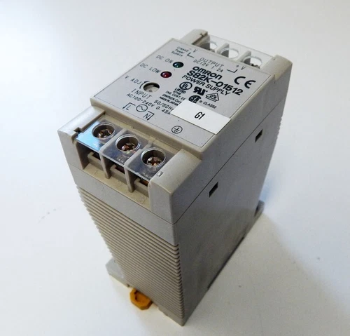 Omron S82K-01512 Power Supply 12VDC 1.2A -used-