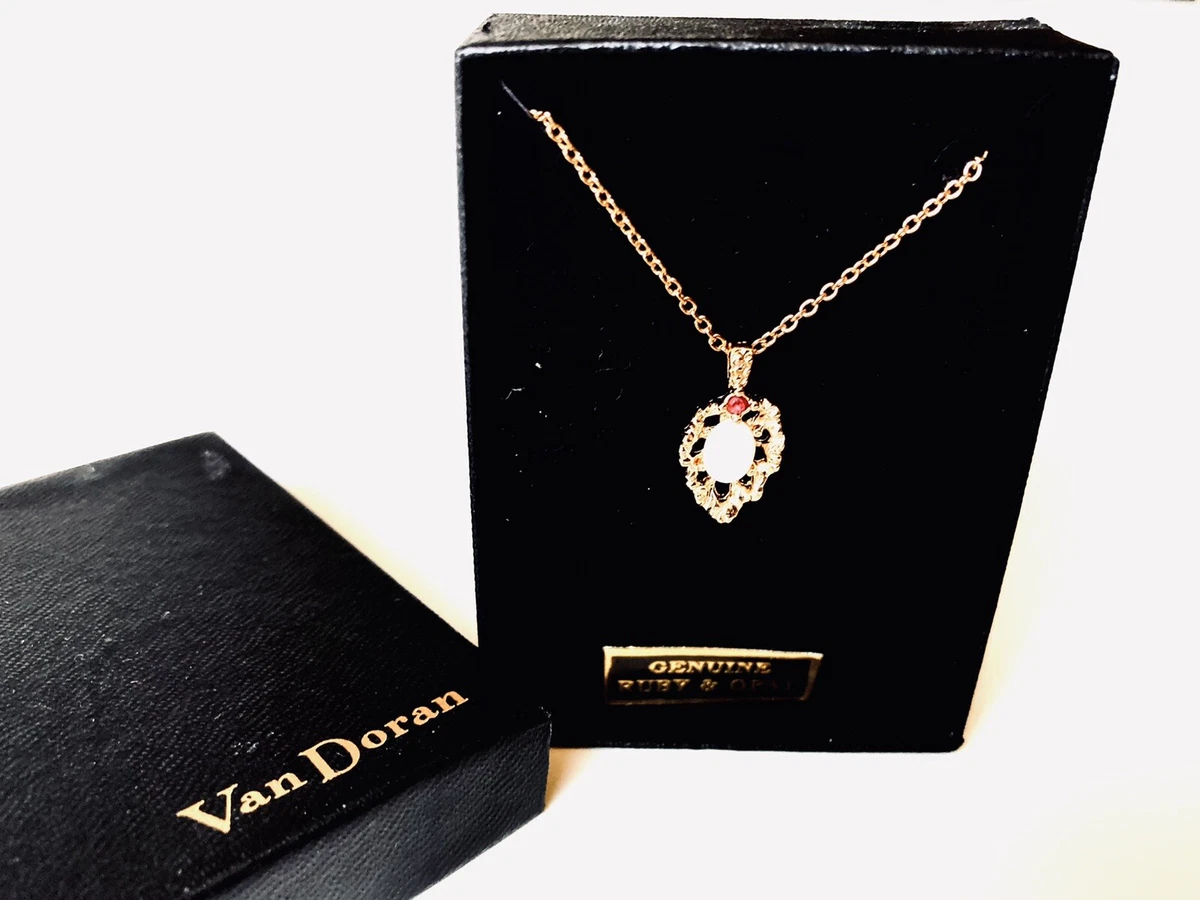 Vintage Van Doran Genuine Ruby Opal Pendant 18 Gold Tone Chain Original Box