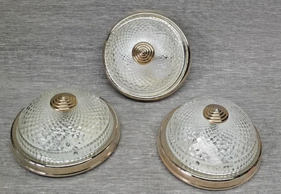 1 PLAFONNIER APPLIQUE VINTAGE DEMIE-LUNE EN VERRE POINTE DE DIAMANT circa 1980 - Photo 1/4