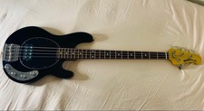 MUSICMAN STINGRAY 1995 Safe Packing!