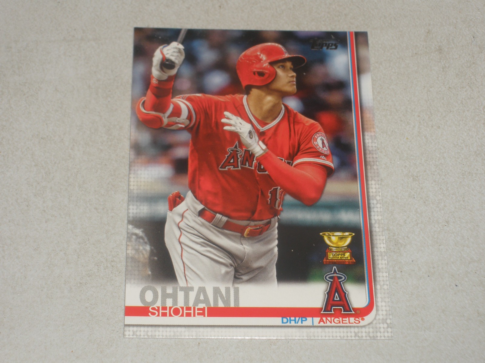 Shohei Ohtani 2019 Topps #250 Base (Swinging) Price Guide - Sports