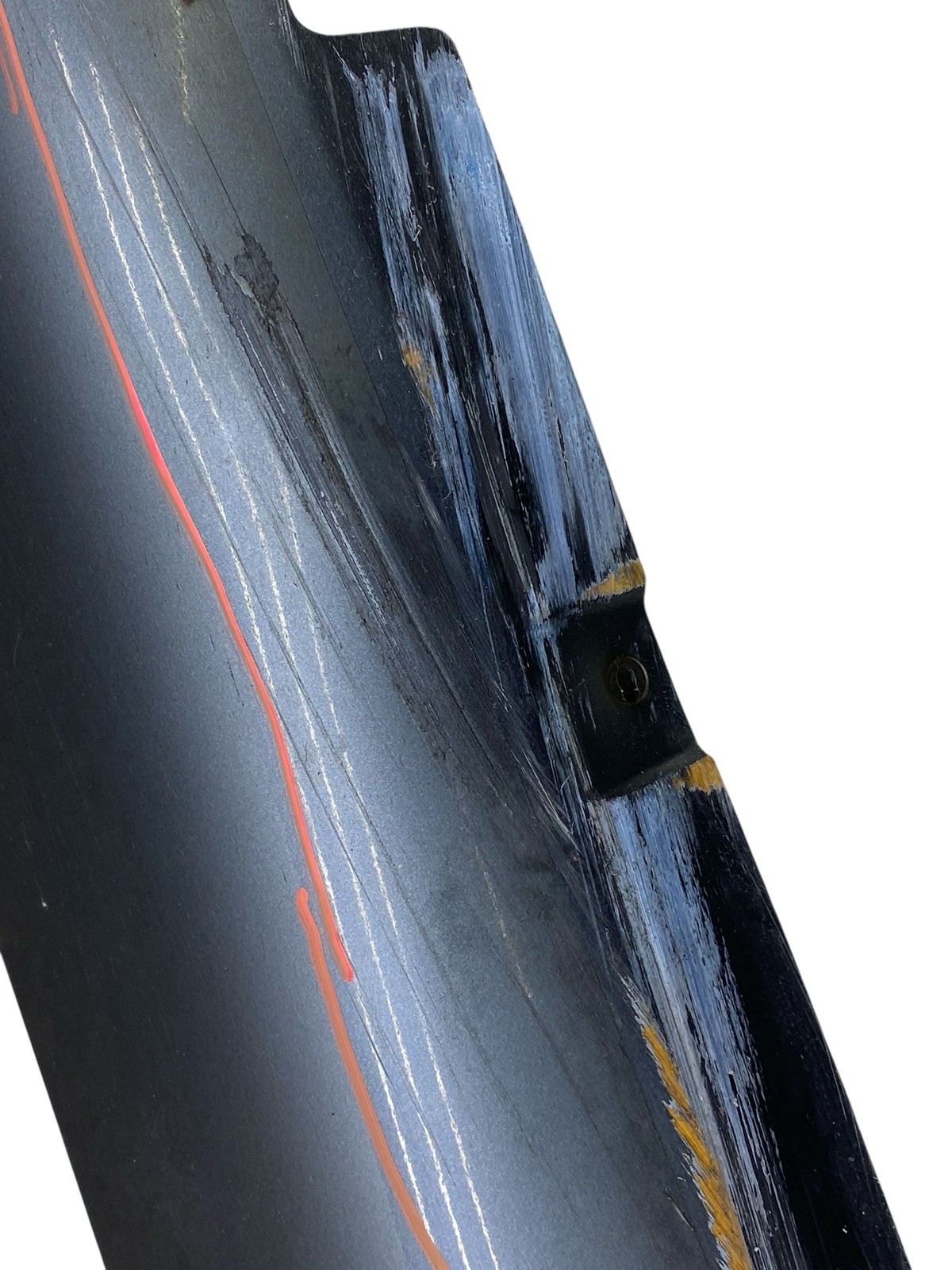 2006-2016 Aston Martin Vantage Oem RIGHT SIDE SKIRT ROCKER MOLDING *SCRATCHED*