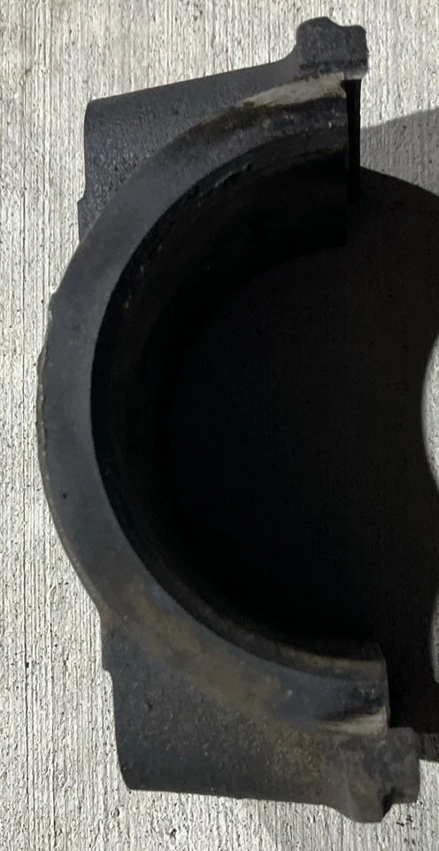 Flathead Engine Ford Mercury V8 8BA Crankshaft Maincaps - Image 3 of 4