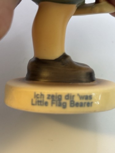 Hummel Figurine “Little Flag Bearer” #239/5 1992 3.25” Tall Missing The Flag - Picture 5 of 6