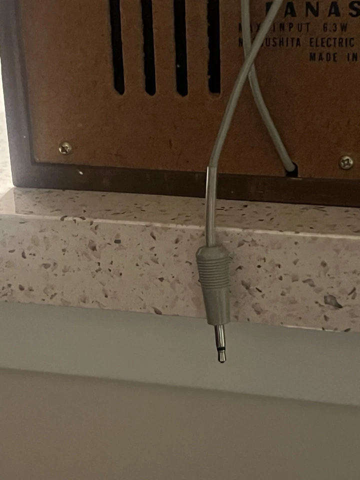 Vintage Panasonic Speakers – Made in Japan – 150W – Classic Wood Cabinet Pair - Image 2 of 4