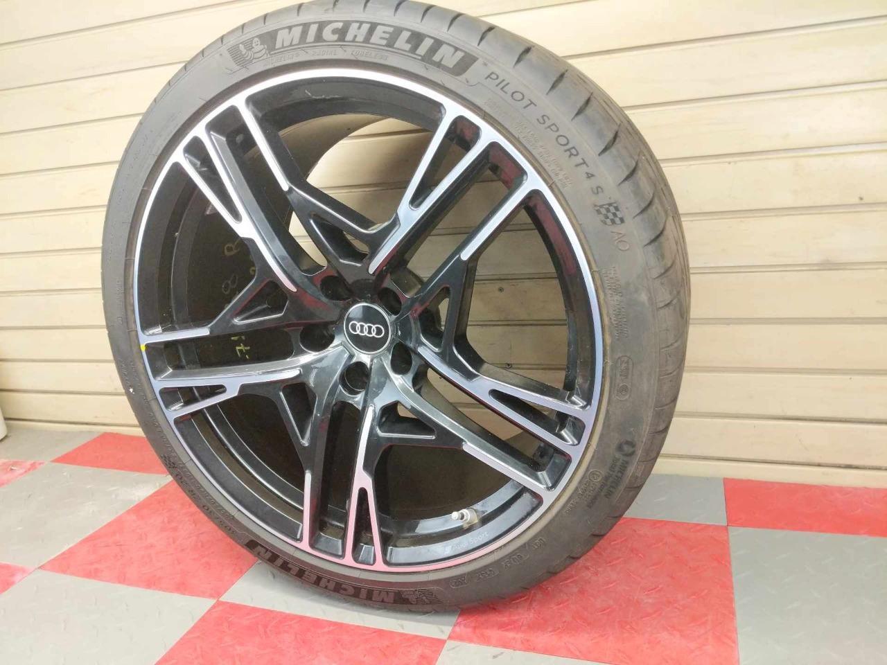 2022 AUDI R8 OEM 5 DOUBLE SPOKE REAR WHEEL 20x11 BLACK MACHINED 4S0601025AJ