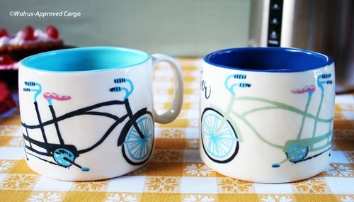 ANTHROPOLOGIE MUG BOXED GIFT SET OF 2 (TANDEM BIKE THEME) -NIB- BETTER TOGETHER - Picture 2 of 10