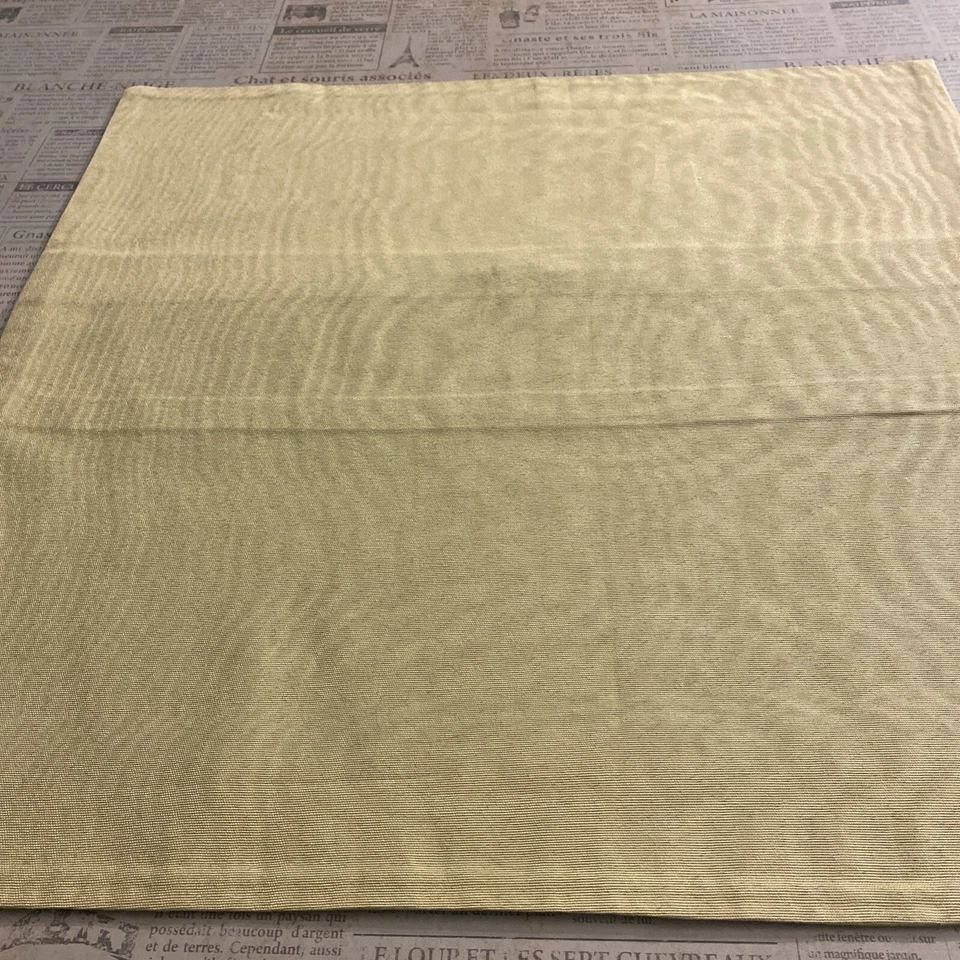 Kutnu Seda Y Algodón 18x18" Decorativo/Funda de Almohada/Funda de Cojín Foto 2 de 4