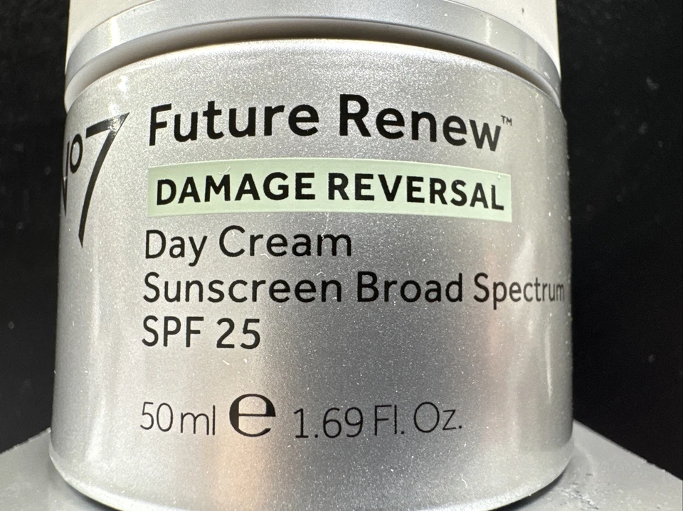 No7 Future Renew Damage Reversal Day Cream SPF 25 Sunscreen 1.69 oz Exp.04/2026 - Image 4 of 4