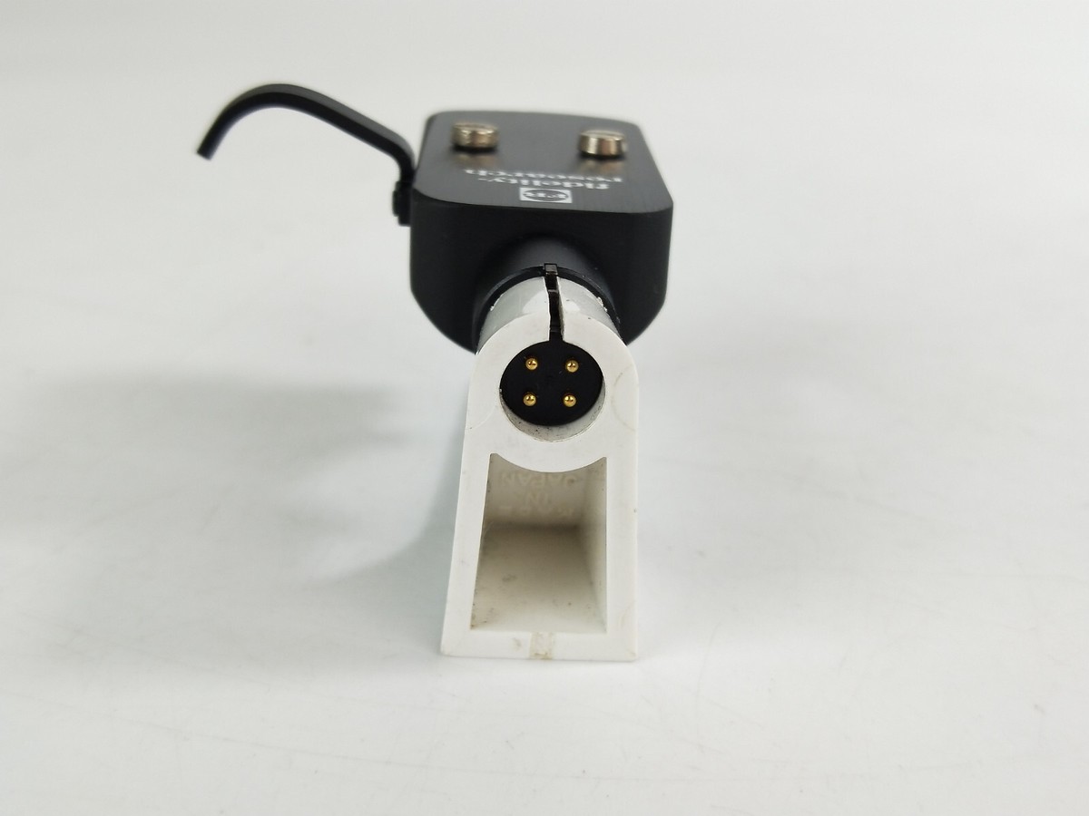 M5211 GRACE製 ヘッドシェル SHURE V15 TYPEIII M5211 GRACE製 ヘッドシェル SHURE V15 TYPEIII Shure V15 Type
