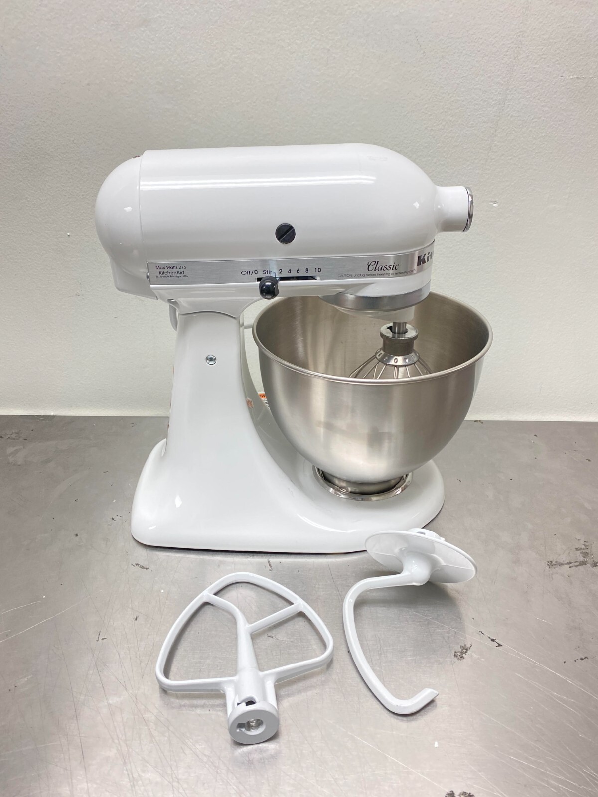 KitchenAid Classic Series 4.5 Quart TiltHead Stand Mixer K45SSWH 50946000015 eBay