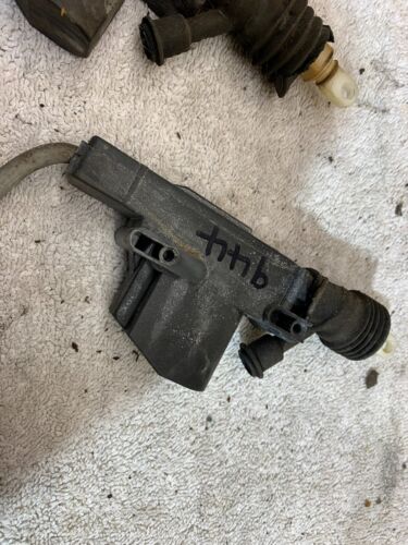 Porsche 944 Central Locking Actuator Motor P/n. 94462421100 Left or Right - Picture 2 of 8