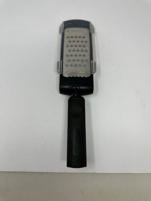 Pampered Chef Microplane Adjustable Coarse Grater 1108 W Plastic Blade Shield V1
