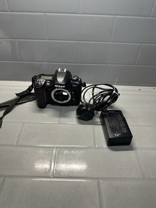NIKON D100 Digital Bridge Camera Working Body Only With Charger
