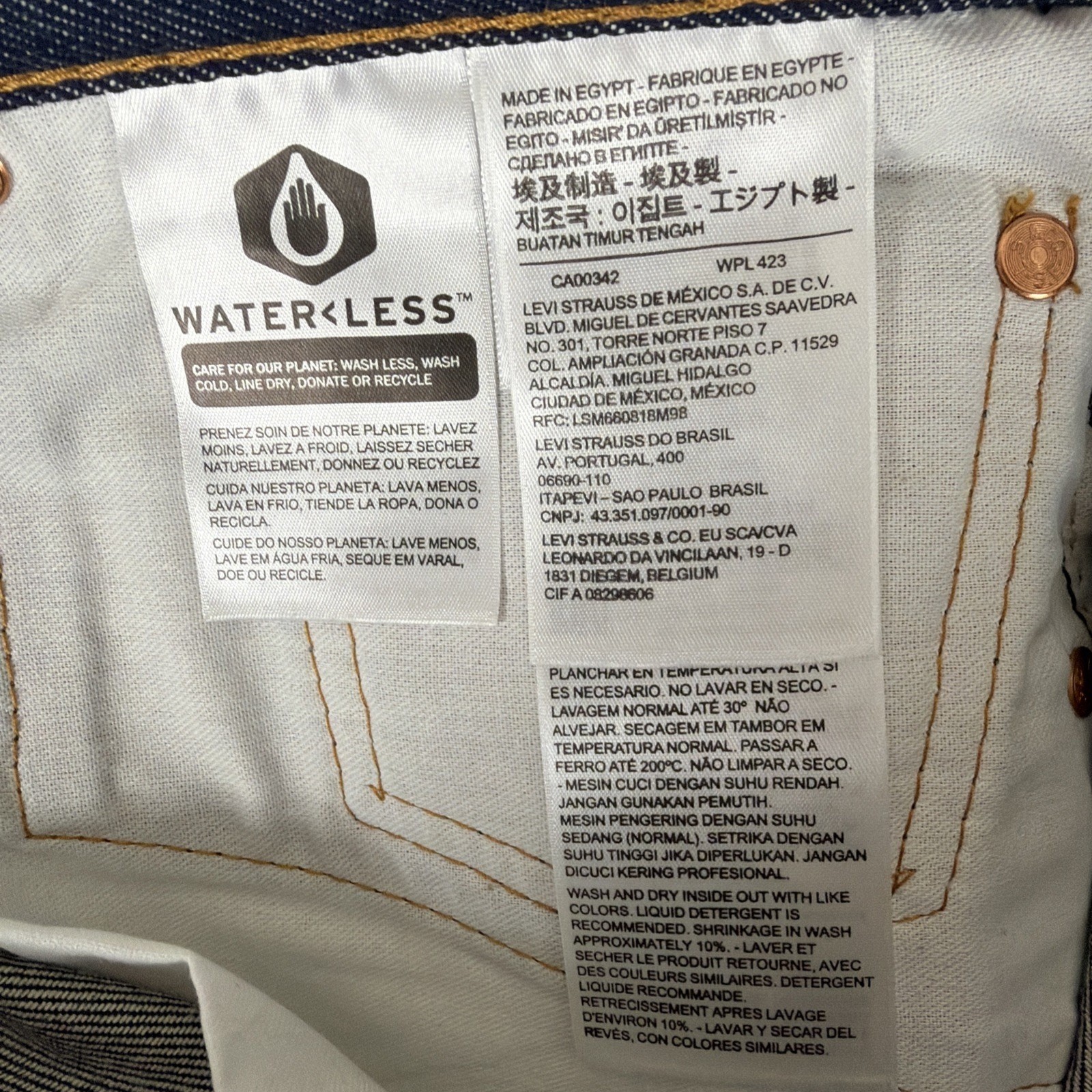 Levis 501 Jeans Mens 46x32 STF Raw Denim Rigid Indigo Button Fly Straight Leg thumbnail 11