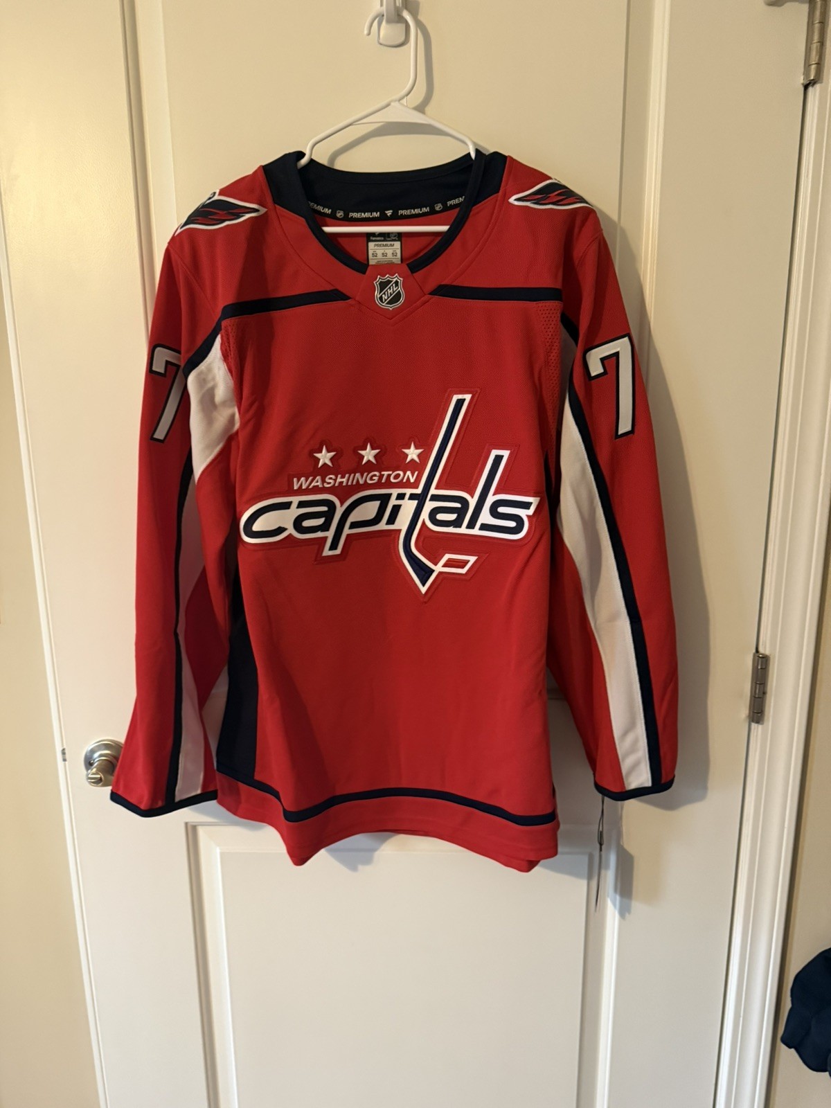 Washington Capitals Jersey Home Fanatics Premium TJ Oshie Size 52 NWT