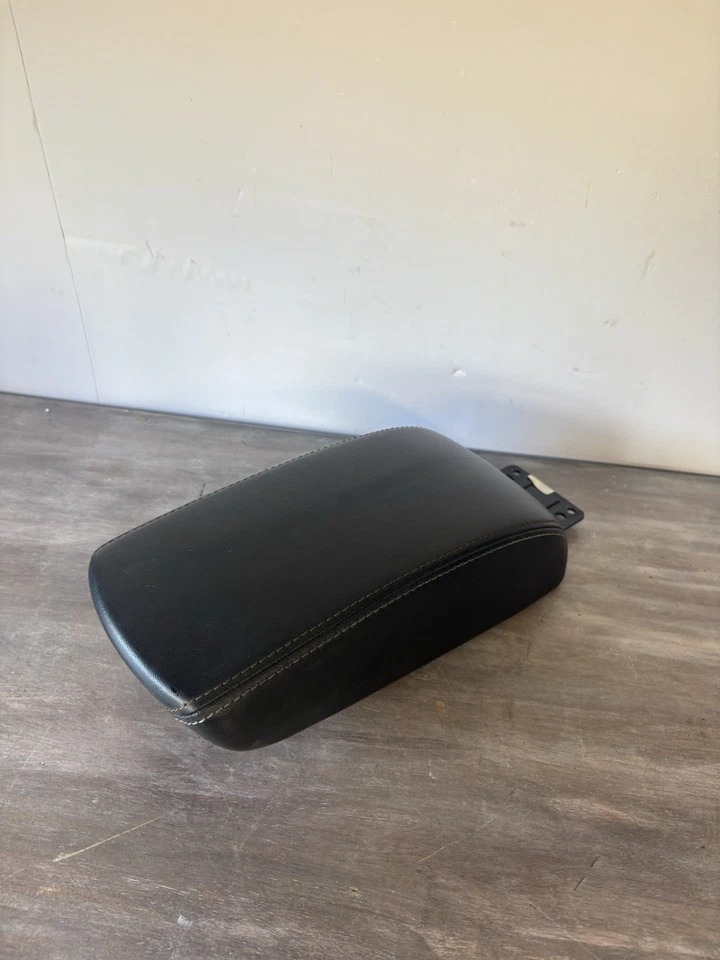 2017-2021 JEEP COMPASS FRONT CENTER CONSOLE ARMREST LID COVER LEATHER BLACK OEM - Image 3 of 4