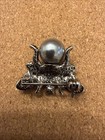 Bee Broach Pin — photo 5